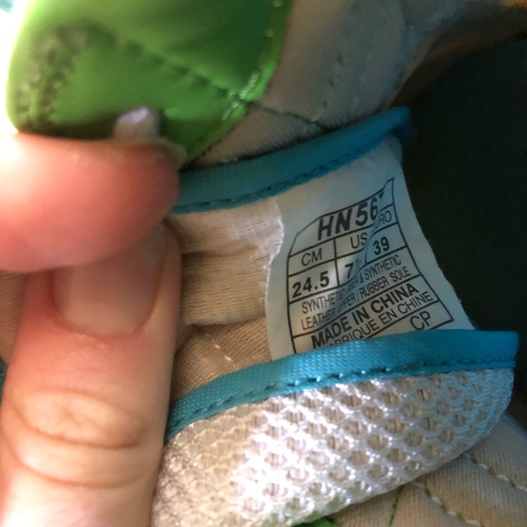 Rare ASICS shoes, barely worn - Picture 6 of 7